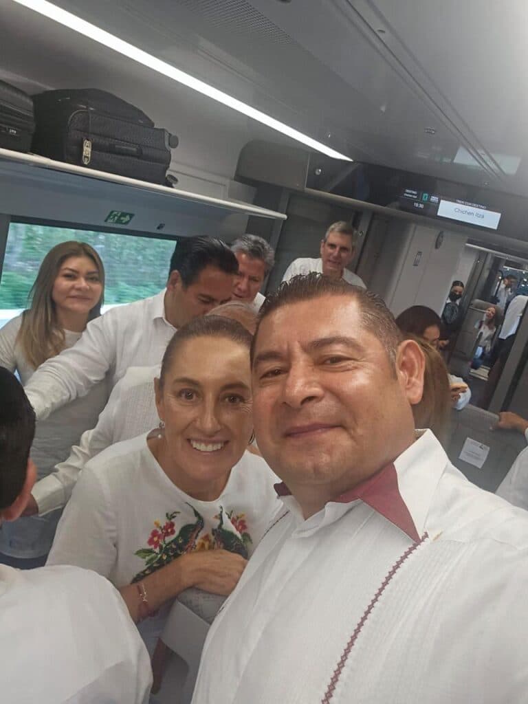 Con Claudia Sheinbaum, Puebla seguirá los pasos de la Revolución Ferroviaria iniciada por López Obrador: Alejandro Armenta
