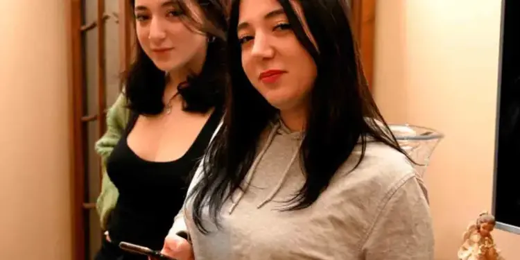 Gemelas separadas al nacer se encuentran en TikTok