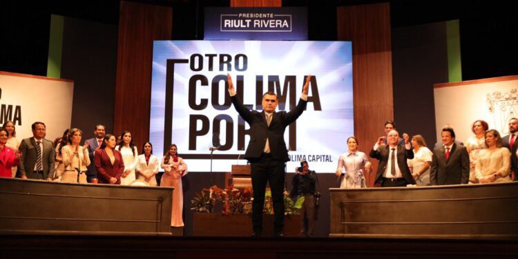 Asume la presidencia municipal de Colima