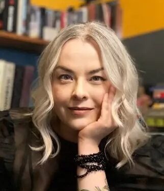 Azul y la otra voz: Ecos de misterio en la sierra mexicana