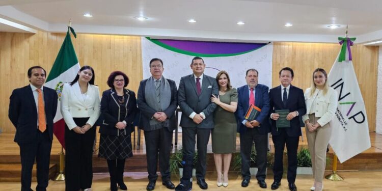 Habemus Doctor: Por unanimidad, Armenta consolida su preparación académica para liderar Puebla bajo los principios del Humanismo Mexicano