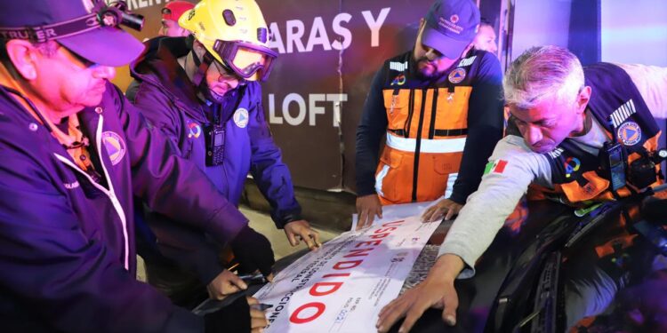 SUSPENDE ALCALDÍA ÁLVARO OBREGÓN OBRA EN PERIFÉRICO SUR 2950 POR RIESGO A LA POBLACIÓN