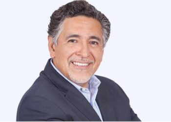 GENTE DETRÁS DEL DINERO